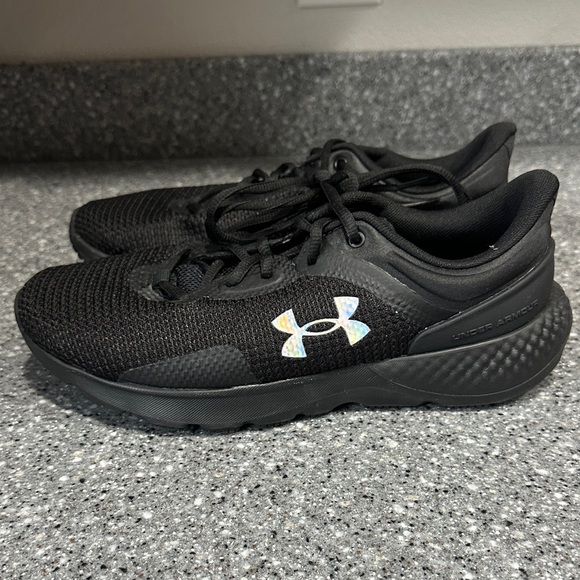 Under Armour Other - Under Armour Charged Escape Mens Black Sneakers NWOB